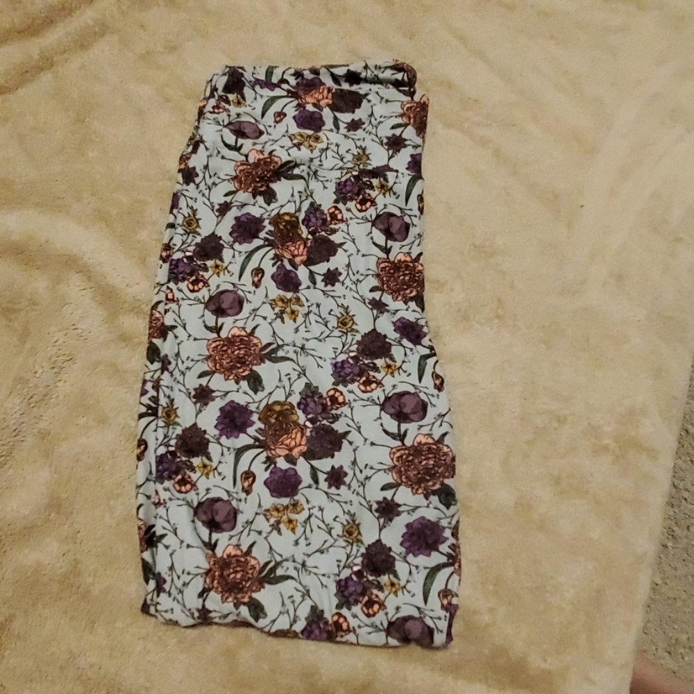 Lularoe floral leggings